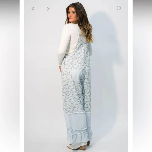 POL Cottage Floral Overalls Jumpsuit